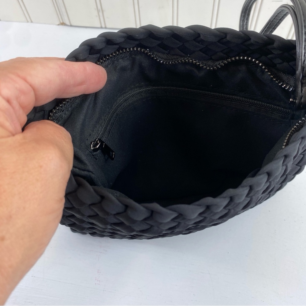 BINDYA New York Handcrafted Woven Black Wristlet Purse Clutch Evening Bag - Picture 6 of 10